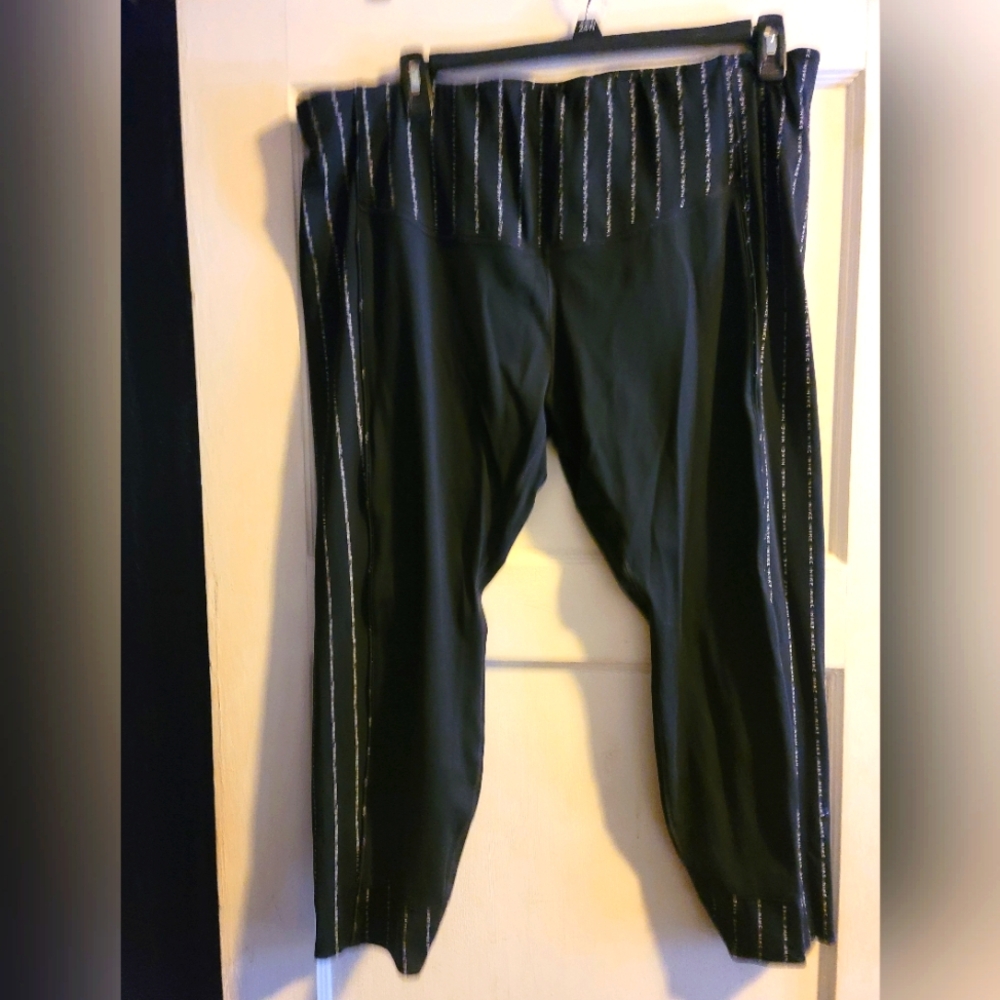 Nike One Luxe Icon Clash Mid rise leggings